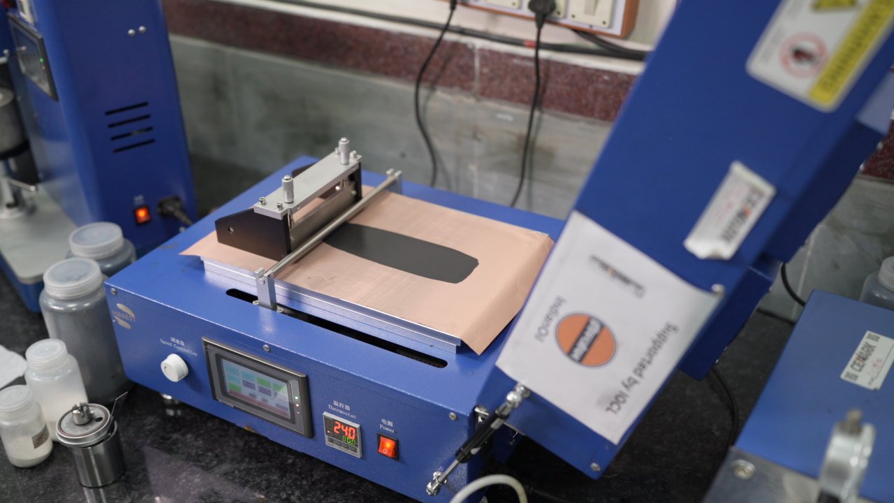 Electrode coating machine